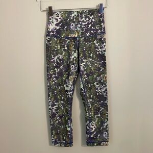 Lululemon Align Leggings in Utopia Multi Floral Size 4